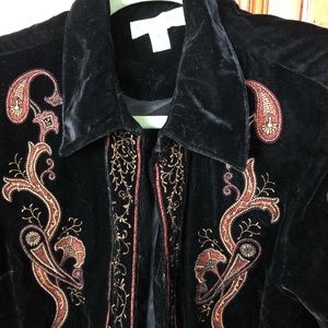 Gorgeous black velvet coat w beautiful embroidery
